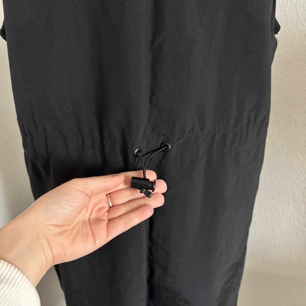 North Face | Black Class V Hike Dress Size M - Picture 9 of 12